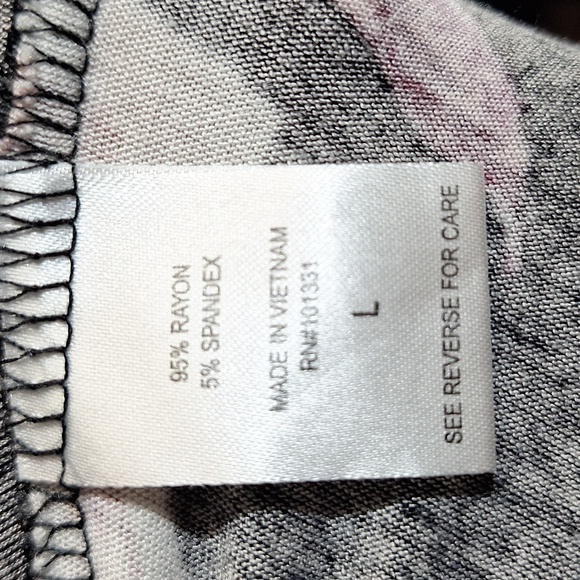 CHARLOTTE RUSSE SKIRT SIZE LARGE.  BIN 106 - Picture 4 of 6